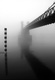 Pont dans le brouillard
